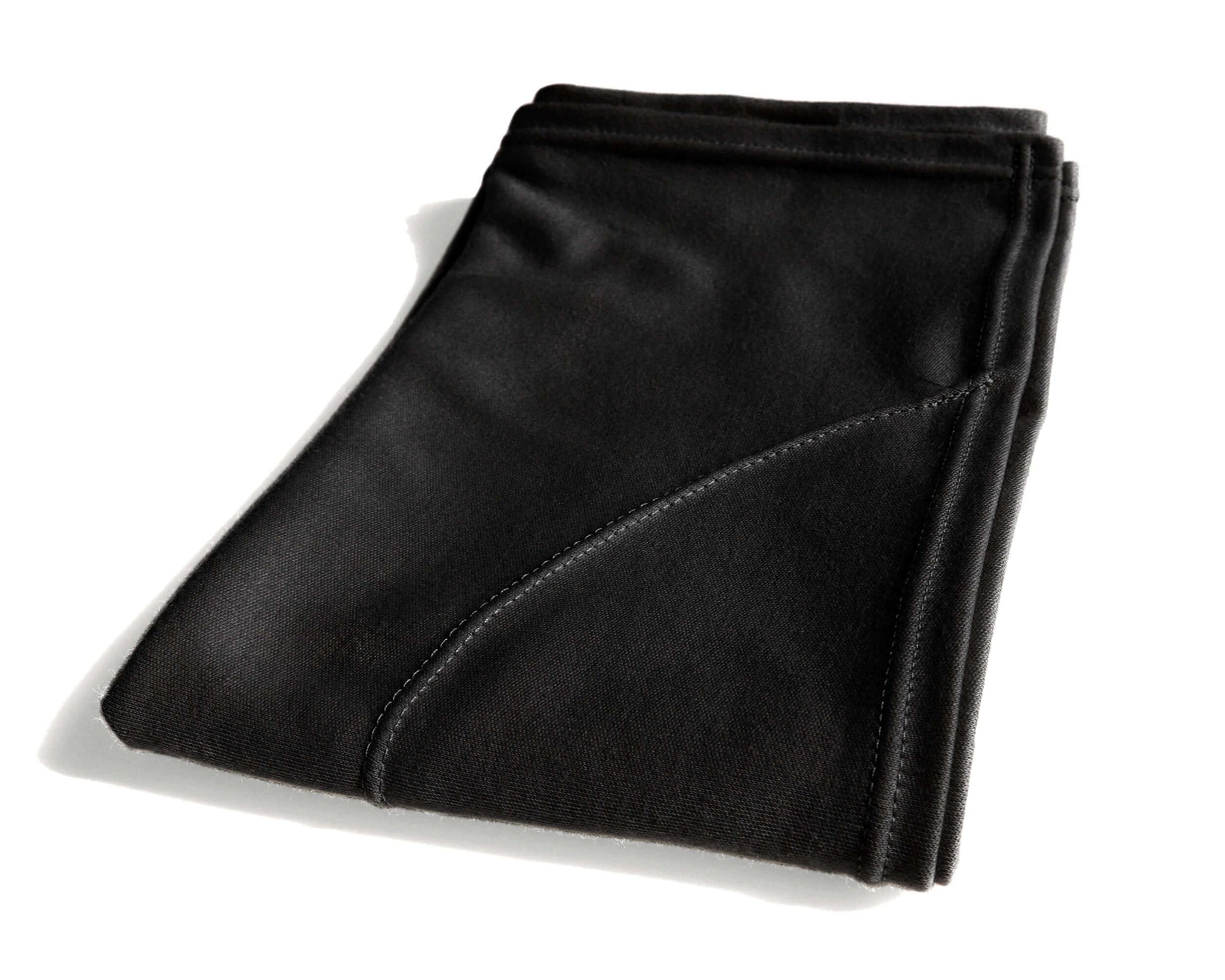 T-Shirt Hair Towel for Curly, Wavy, and Straight Hair - Soft, Absorbent, and Eco-Friendly, in black , on a white background